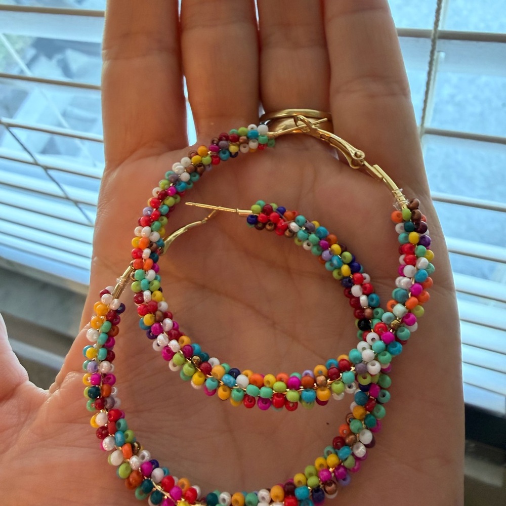 Multicolor Beaded Hoop Earrings - Women Jewelry - Picture 4 of 4